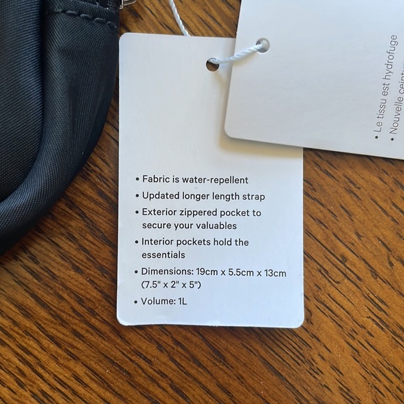 Lululemon Everywhere Belt Bag - Black - Picture 7 of 8